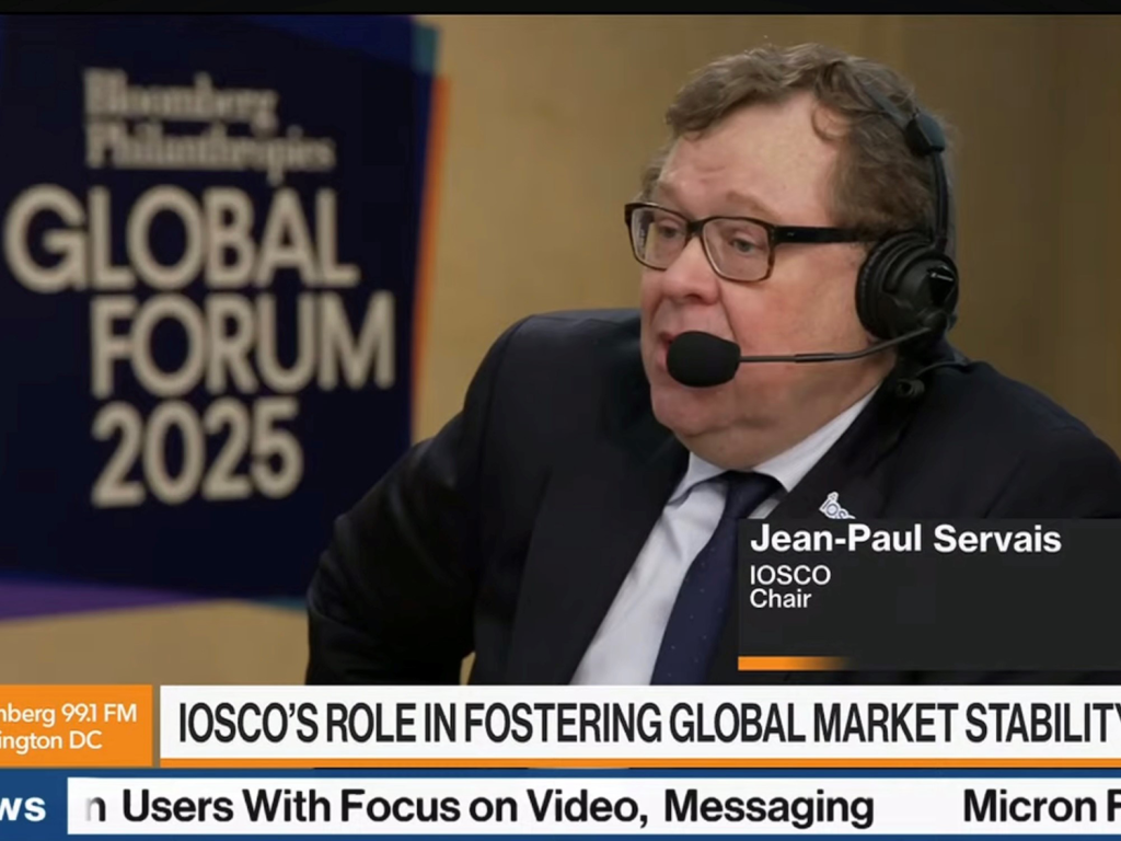 Jean-Paul Servais, de voorzitter van IOSCO en van de FSMA: Interview with Bloomberg Intelligence 