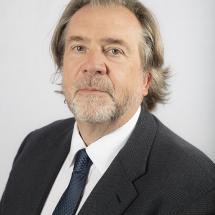 Over de FSMA: een foto van Pierre Nicaise, lid van de raad van toezicht, voorzitter van het auditcomité en lid van de sanctiecommissie