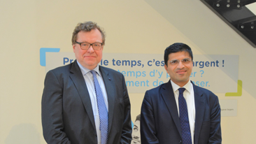 Le Président de la FSMA, Jean-Paul Servais et le CEO, Nikhil Rathi de la Financial Conduct Authority (FCA) au Royaume-Uni The FSMA’s chairman Jean-Paul Servais and CEO Nikhil Rathi of the UK’s Financial Conduct Authority (FCA)