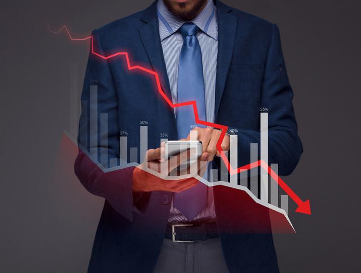 Pensions : un homme d'affaires utilise son GSM pour contrôler l'agenda des prochaines réunions sur la bourse Pensions : un homme d'affaires utilise son GSM pour contrôler l'agenda des prochaines réunions sur la bourse