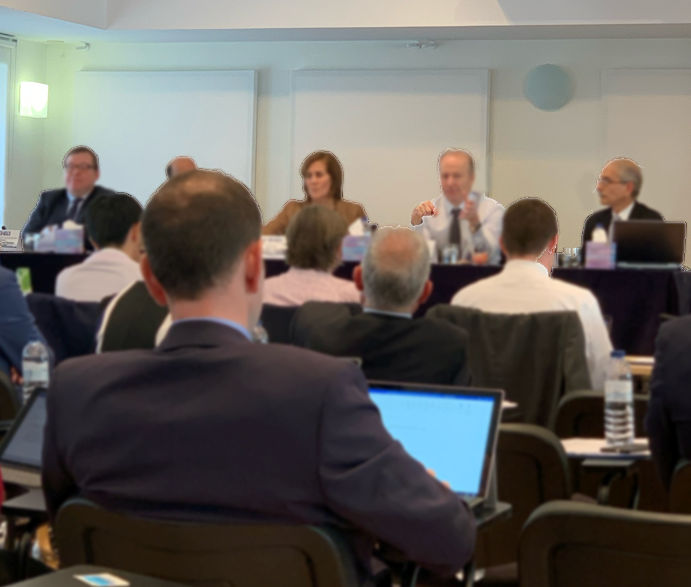 Een foto tijdens de vergadering tussen IOSCO en haar stakeholders